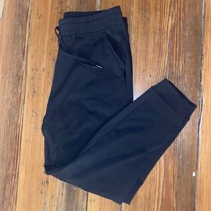 32 degree heat (from costco) black joggers🦋